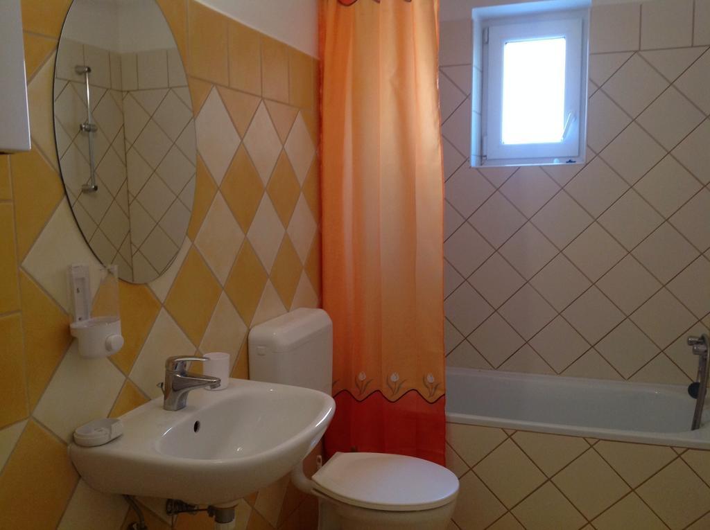 Honvéd Apartmanház Hévíz Habitación foto