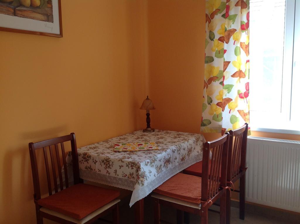 Honvéd Apartmanház Hévíz Habitación foto